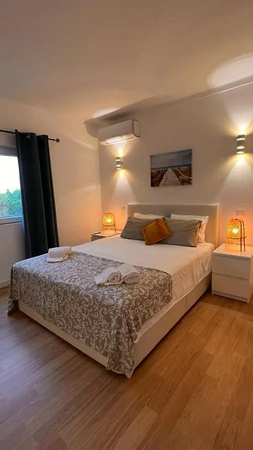 Sunset Do Vau Apartment Portimao